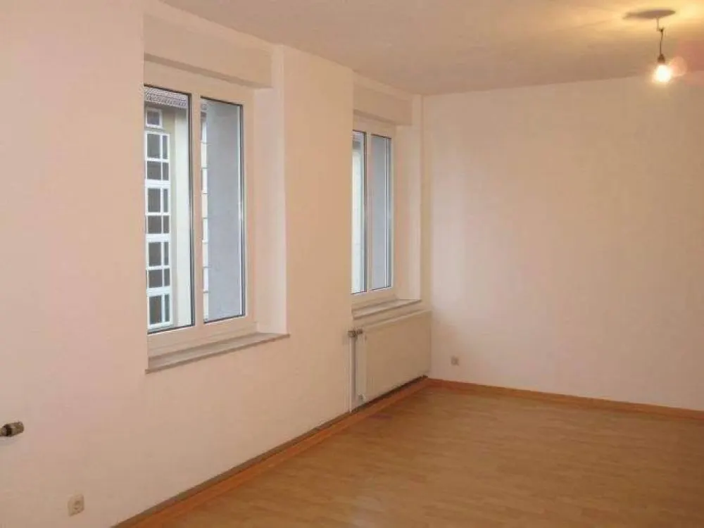Nähe Klinik Hallerwiese