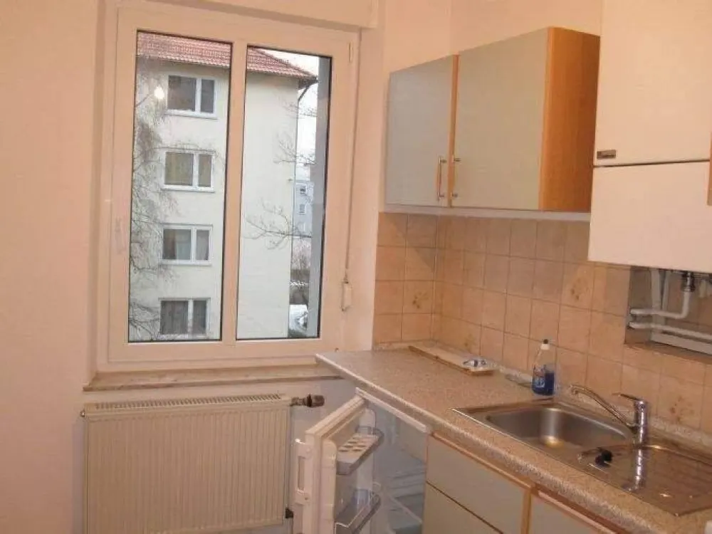 Nähe Klinik Hallerwiese