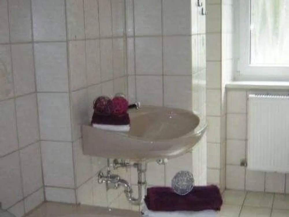 Nähe Klinik Hallerwiese