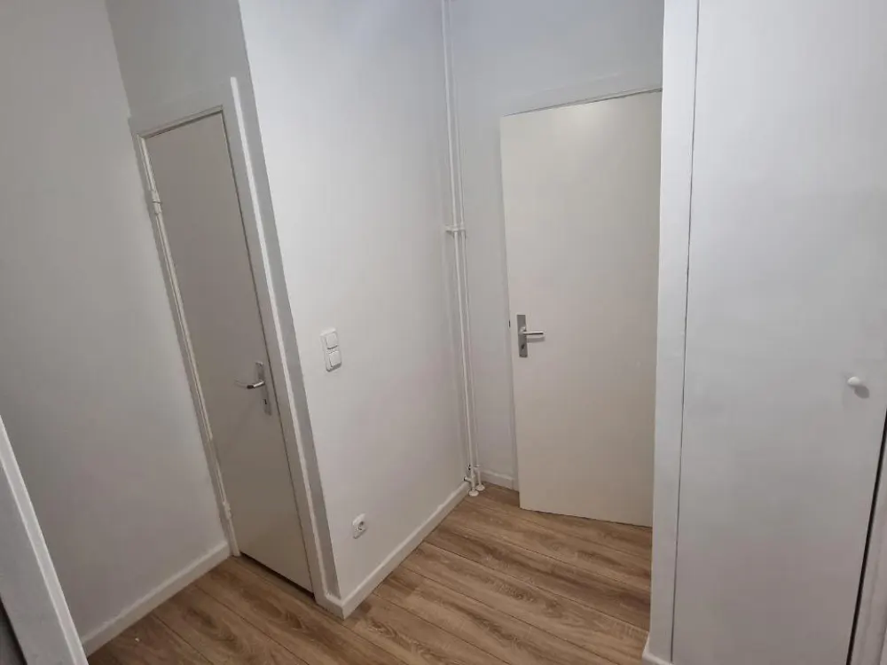 ACHTUNG!!! NUR SAGA TAUSCHWOHNUNG : 2-Zimmer gegen 3 Zimmer