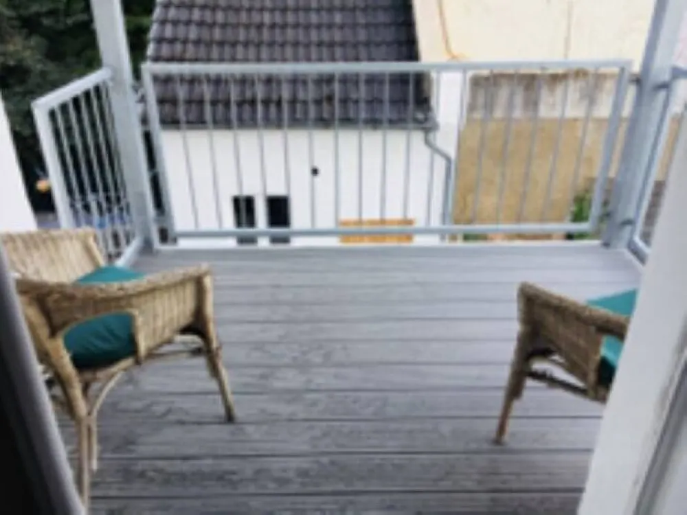 Möbliertes WG Zimmer in Frankfurt Griesheim im 2. OG mit Balkon zu vermieten