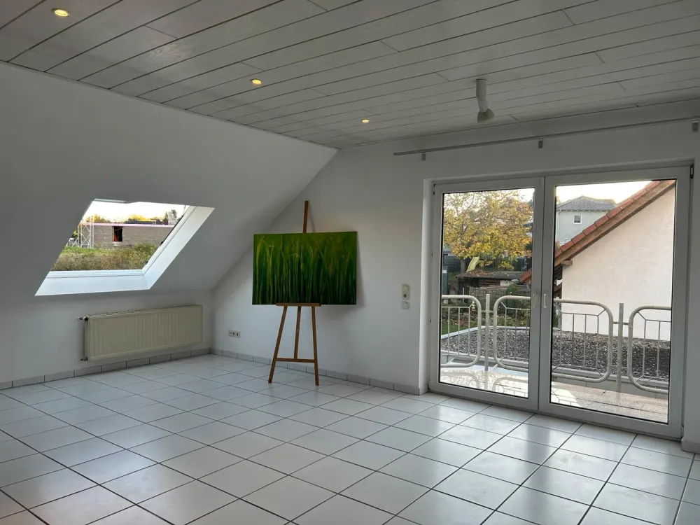 Modernes Wohnen in Lebach: 74qm mit West-Balkon, Einbauküche