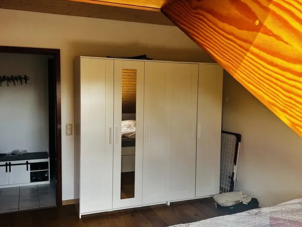 Helle 3,5-Zimmer-Wohnung mit Balkon, Stellplatz und perfekter Anbindung in Stuttgart-Heumaden