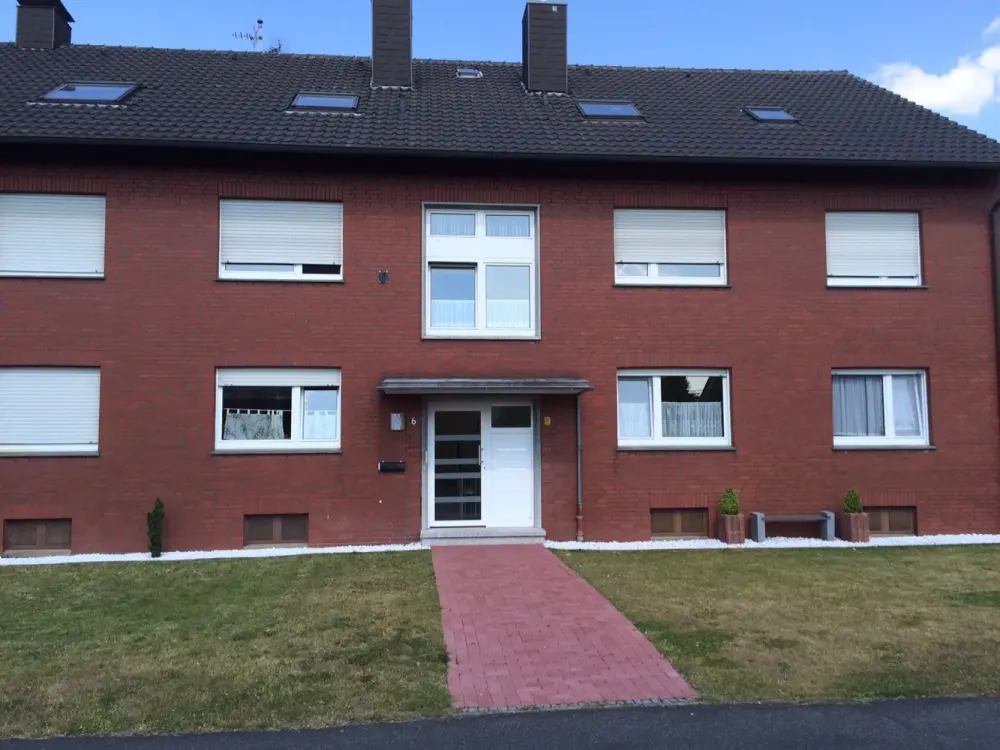 Charming 3-room apartment with balcony in a quiet location for rent