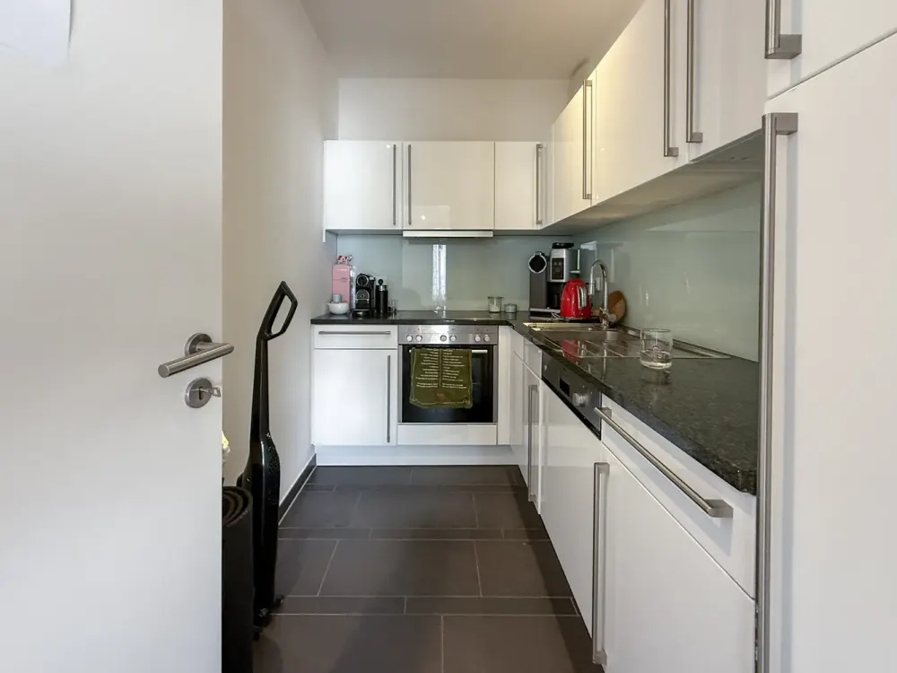 Exklusive 1-Zimmer-Wohnung mit Balkon in den begehrten Nymphenburger Höfen!