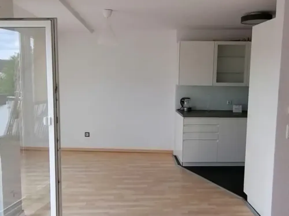 Zuhause mit 3 Zimmern und viel Komfort in Köln