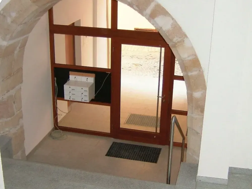 *Esslingen-Altstadt* 2 Zi.-Wohnung mit EBK und Balkon