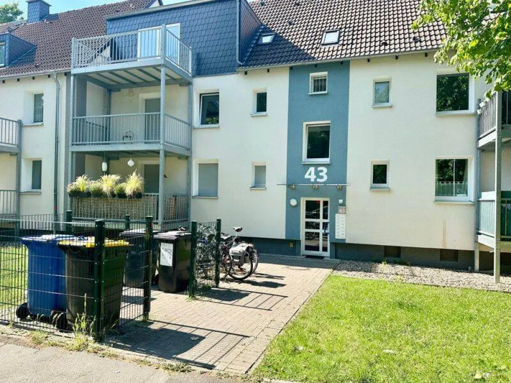 Einfach genial! Bezugsfertige 2 Zimmerwohnung in modernisierten Gebäude