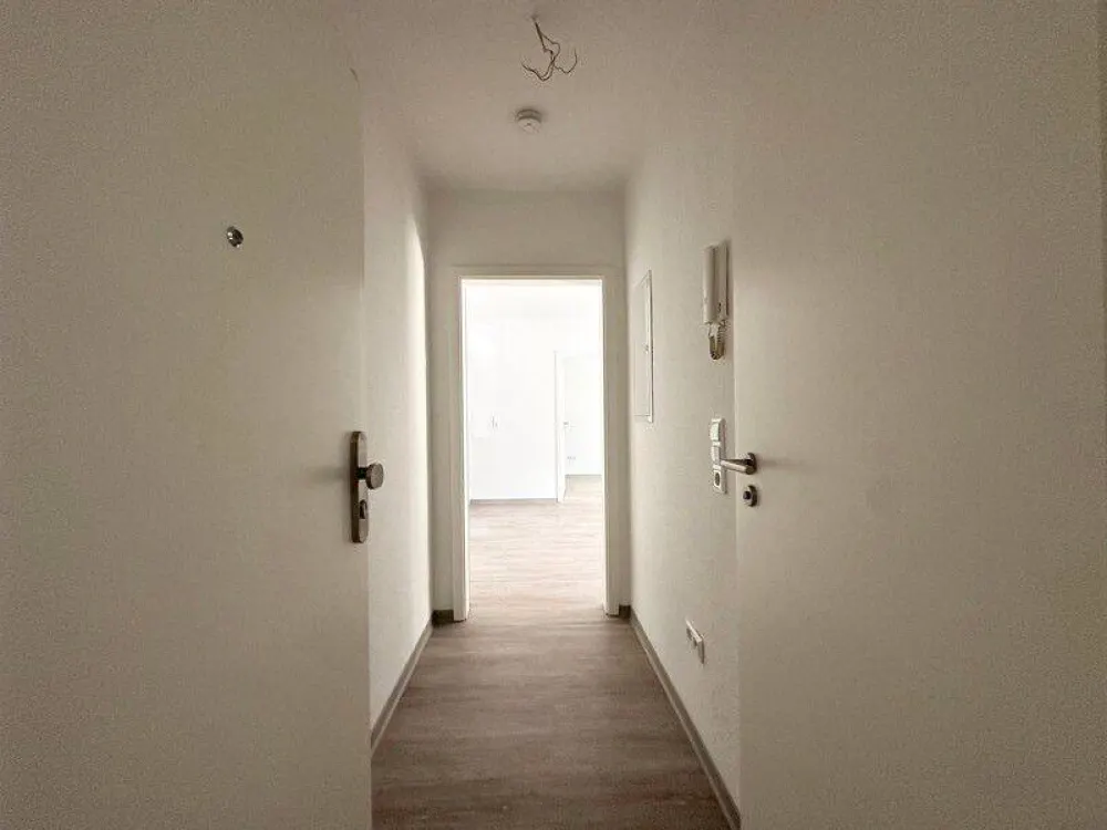 Einfach genial! Bezugsfertige 2 Zimmerwohnung in modernisierten Gebäude