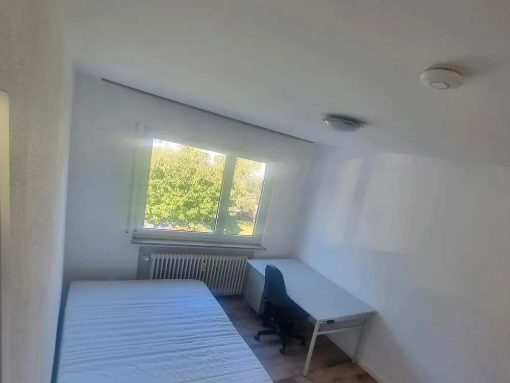 WG-ZIMMER in Sindelfingen 71067
