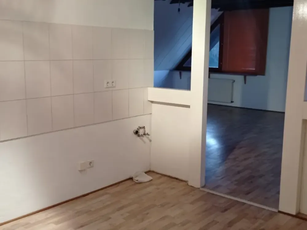 شقة مشرقة وواسعة في شارع سكني هادئ في Ratingen-Süd - مع استخدام مشترك للحديقة