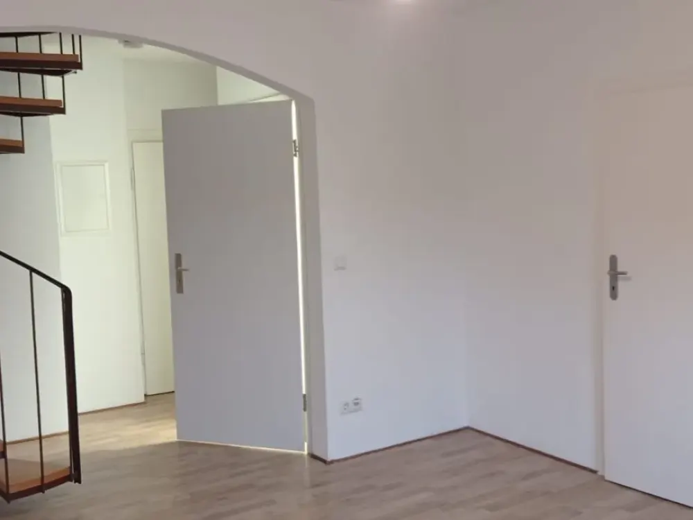 شقة مشرقة وواسعة في شارع سكني هادئ في Ratingen-Süd - مع استخدام مشترك للحديقة