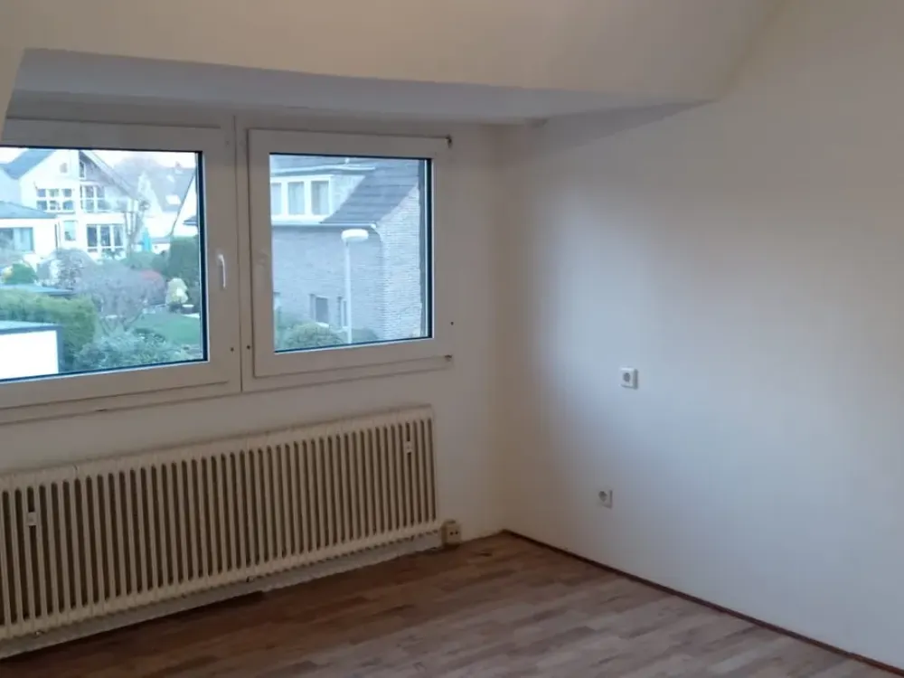 شقة مشرقة وواسعة في شارع سكني هادئ في Ratingen-Süd - مع استخدام مشترك للحديقة