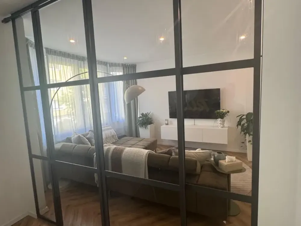 Einzigartiges möbliertes Luxus-Refugium, 4-Zimmer Neubau mit spektakulärer XXL-Terrasse