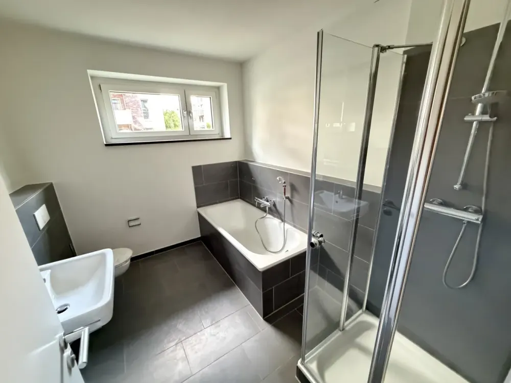 Moderne Erdgeschosswohnung mit Terrasse in Hamburg Othmarschen - Wentzel Dr.
