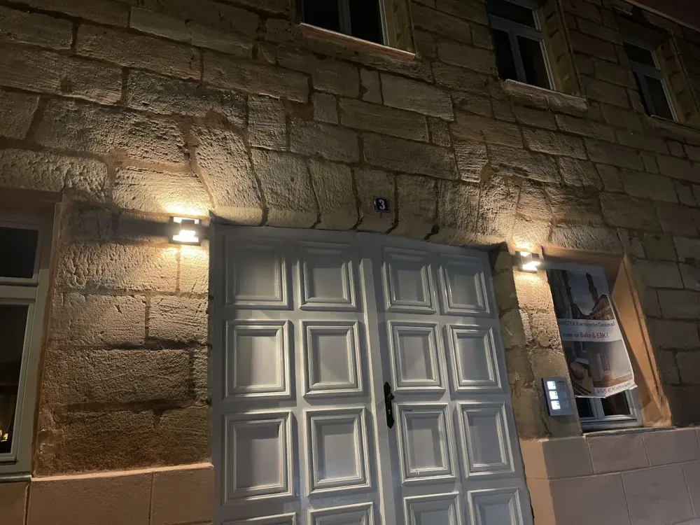 Kernsaniert | 2-Zimmer | Erdgeschoss | Innenstadt