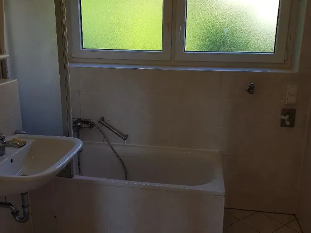 großzügige 4 Zimmer Wohnung in ruhiger und zentraler Lage