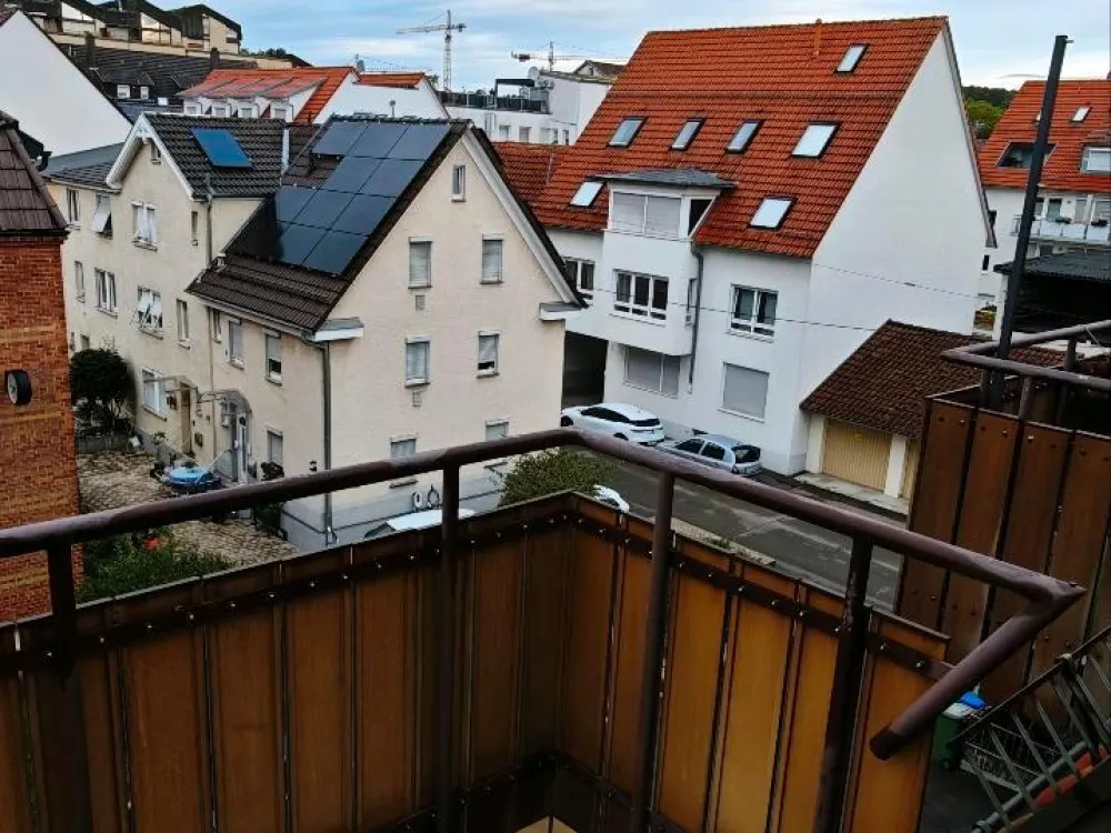 2-Zimmer-Wohnung mitten in Feuerbach | Balkon | Stellpl | Küche