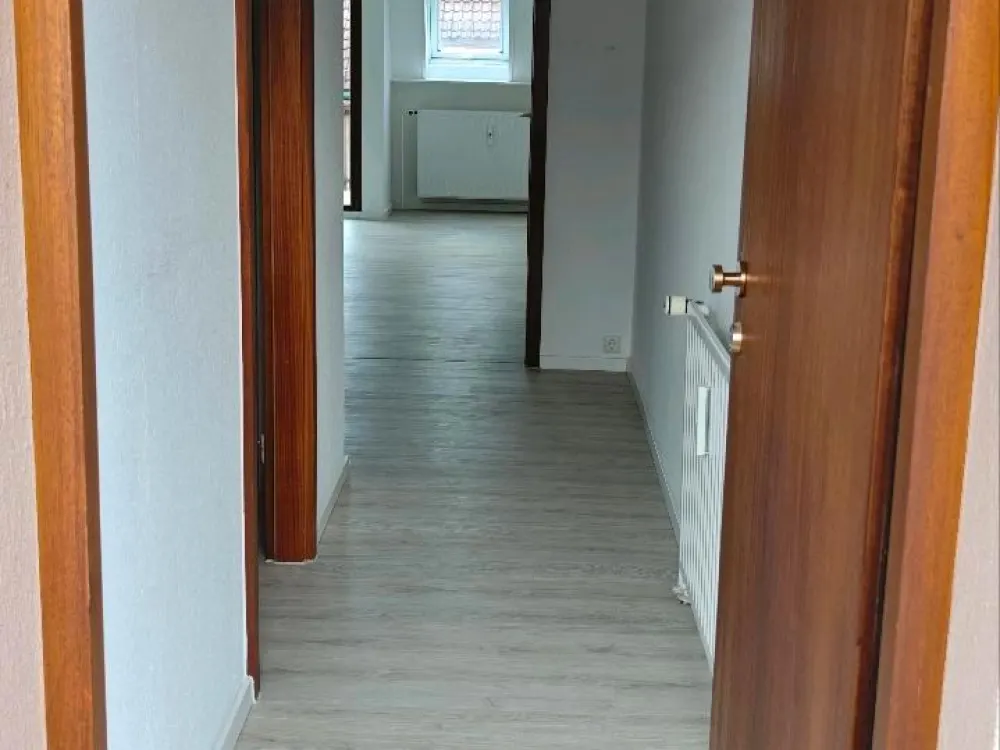 2-Zimmer-Wohnung mitten in Feuerbach | Balkon | Stellpl | Küche