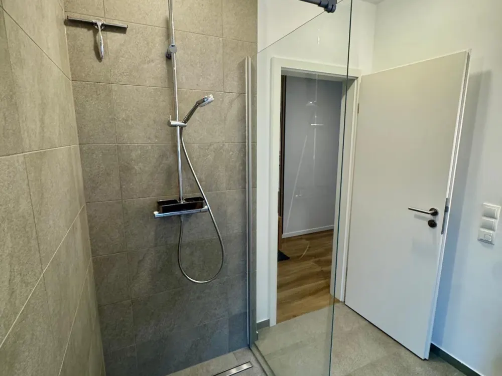 3-Zimmer Neubauwohnung in Rellingen -mit EBK, Balkon & Stellplatz