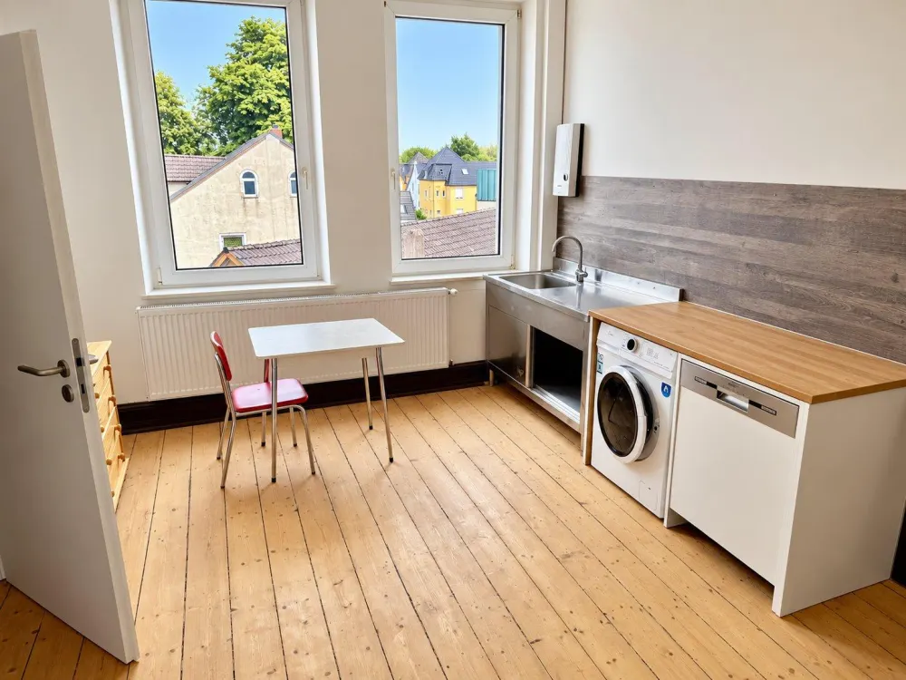 Spacious Maisonette Apartment in Dortmund-Bodelschwingh, approx. 200