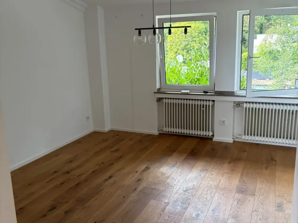 4,5-Zimmer-Wohnung mit Balkon in Rösrath-Kleineichen