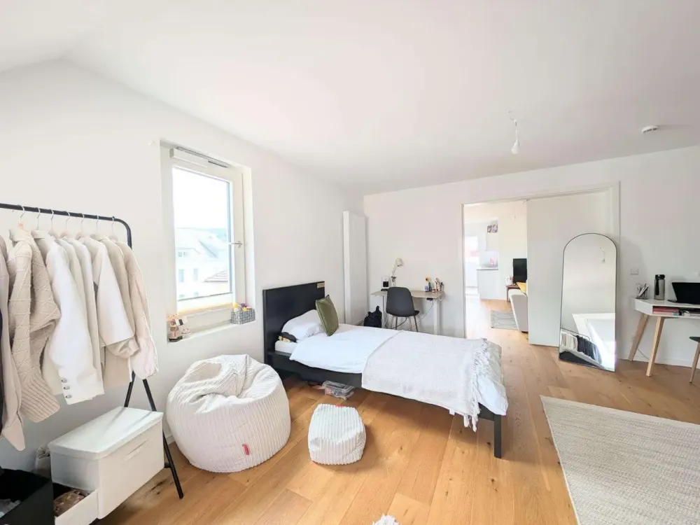 Wohnen über den Dächern von Stuttgart-Süd, helle Dachgeschosswohnung mit Einbauküche