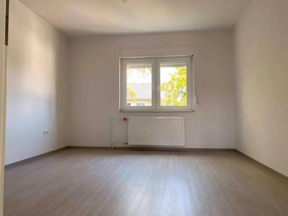 3-Zimmer Erdgeschosswohnung mit Dusche
