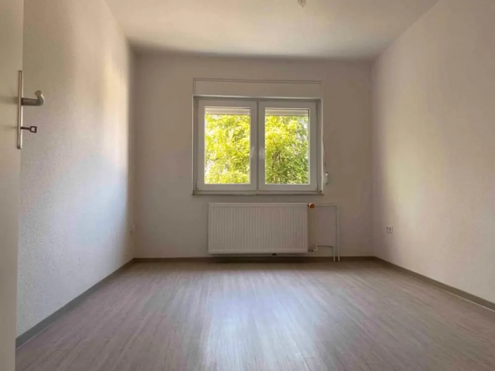 3-Zimmer Erdgeschosswohnung mit Dusche