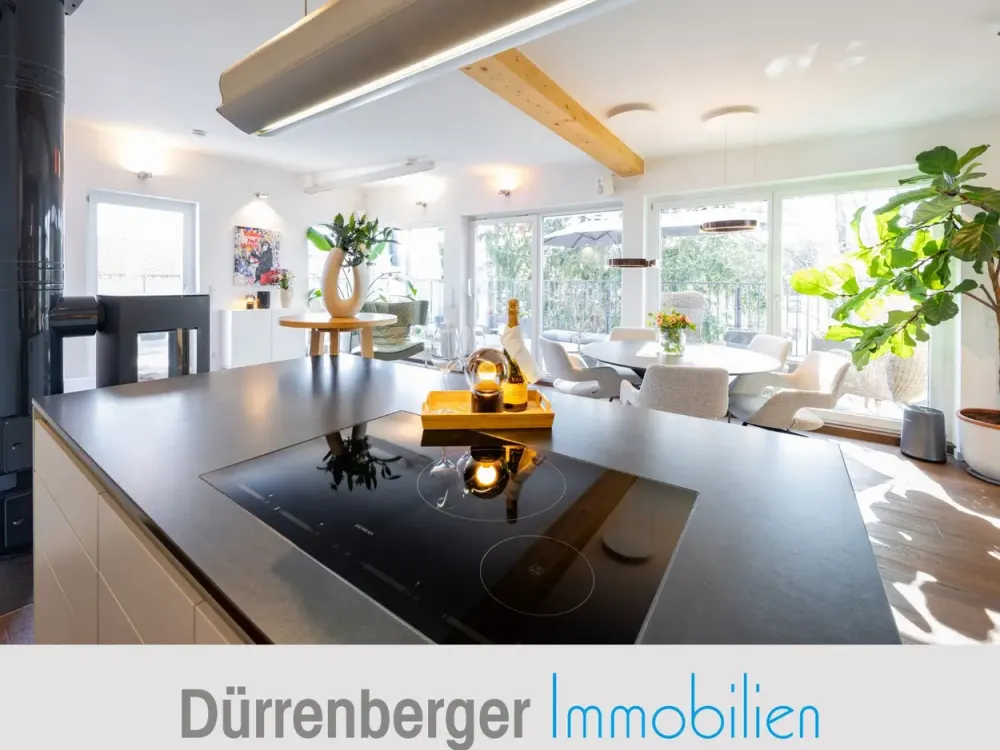 Exklusives Luxus-Penthouse mit großer Dachterrasse, teilmöbliert zu vermieten