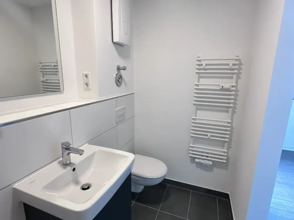 Modern wohnen in der Bürostadt: Stilvolles 1-Zimmer-Apartment, Erstbezug