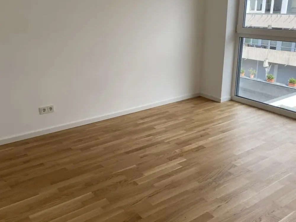 Tasteful 3-Room Apartment with High-Quality Interior and Large Balcony in Köln Zollstock