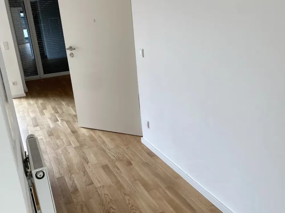 Tasteful 3-Room Apartment with High-Quality Interior and Large Balcony in Köln Zollstock