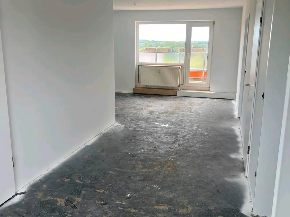 helle 2-Zimmerwohnung mit großem Balkon und Fernblick