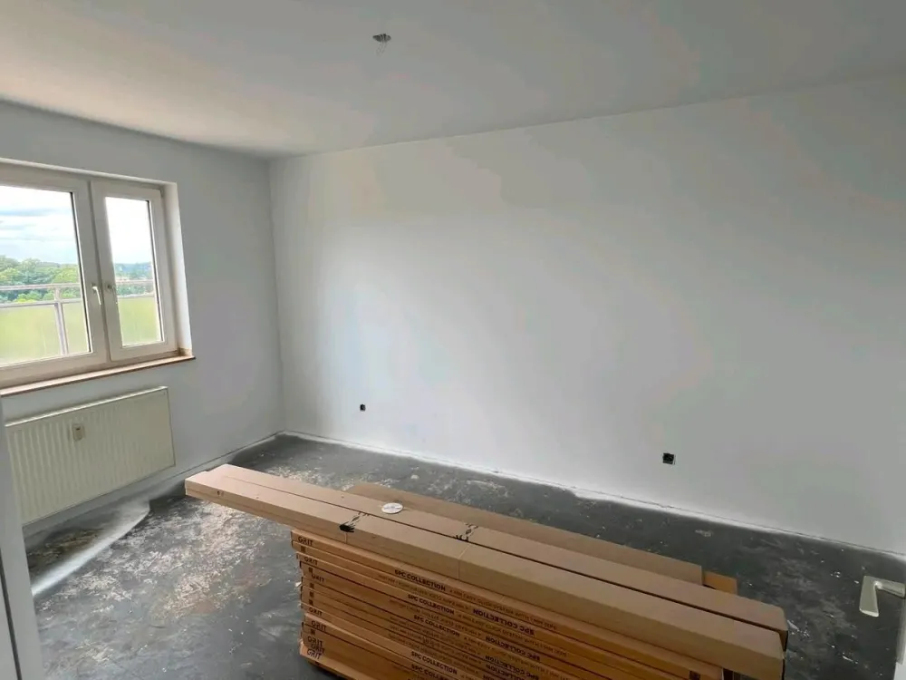 helle 2-Zimmerwohnung mit großem Balkon und Fernblick