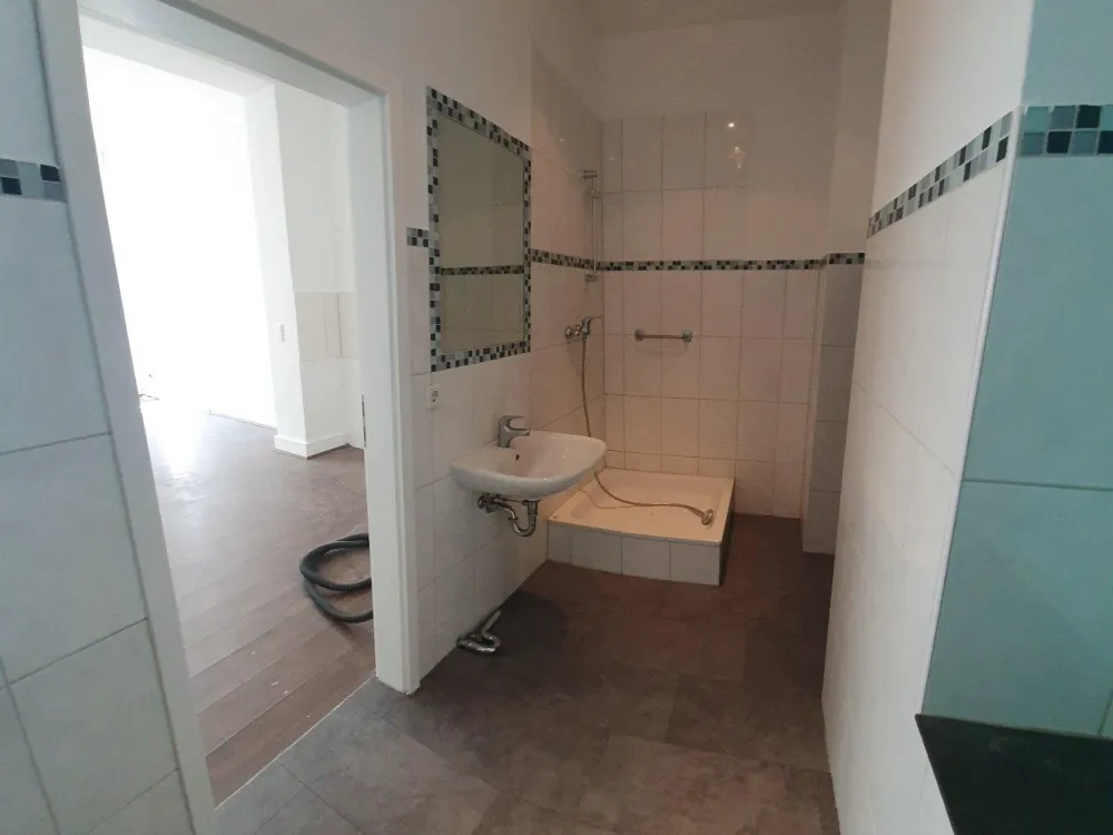 Wohnung oder Büro im Erdgeschoss, Vielseitige Einheit in Krefeld