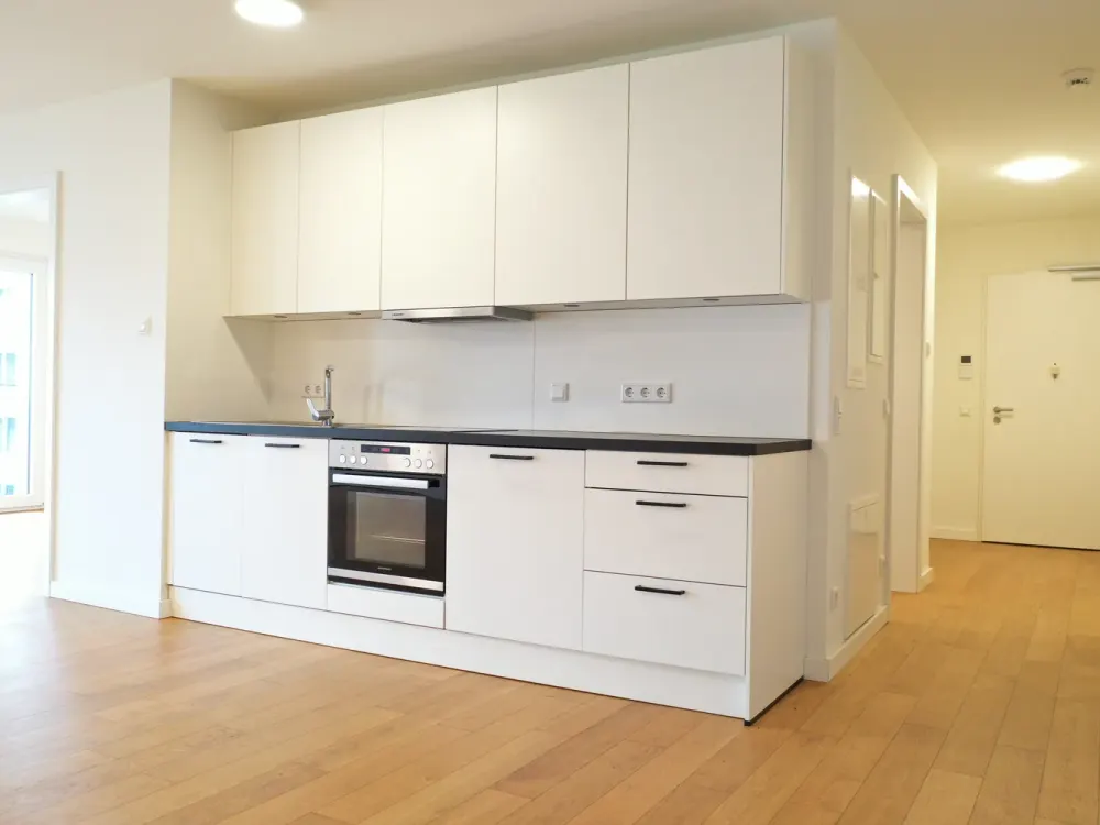 Hochwertige 2-Zimmer-Wohnung mit Balkon und ruhiger Innenhoflage