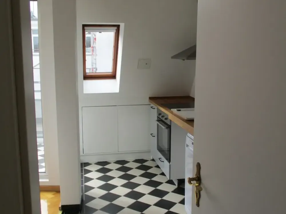 Wunderschöne 4-Raum Dachgeschoß-Altbauwohnung im beliebten Friedrichshain