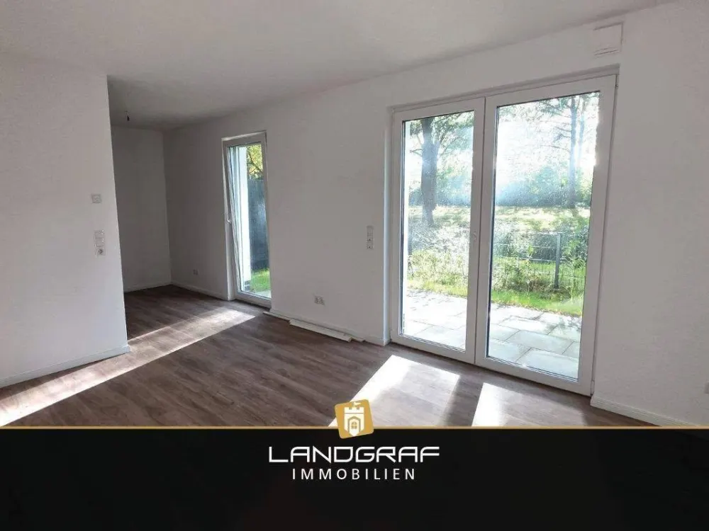 Barrier-free 2-room apartment for 1 person, Terrace & small garden