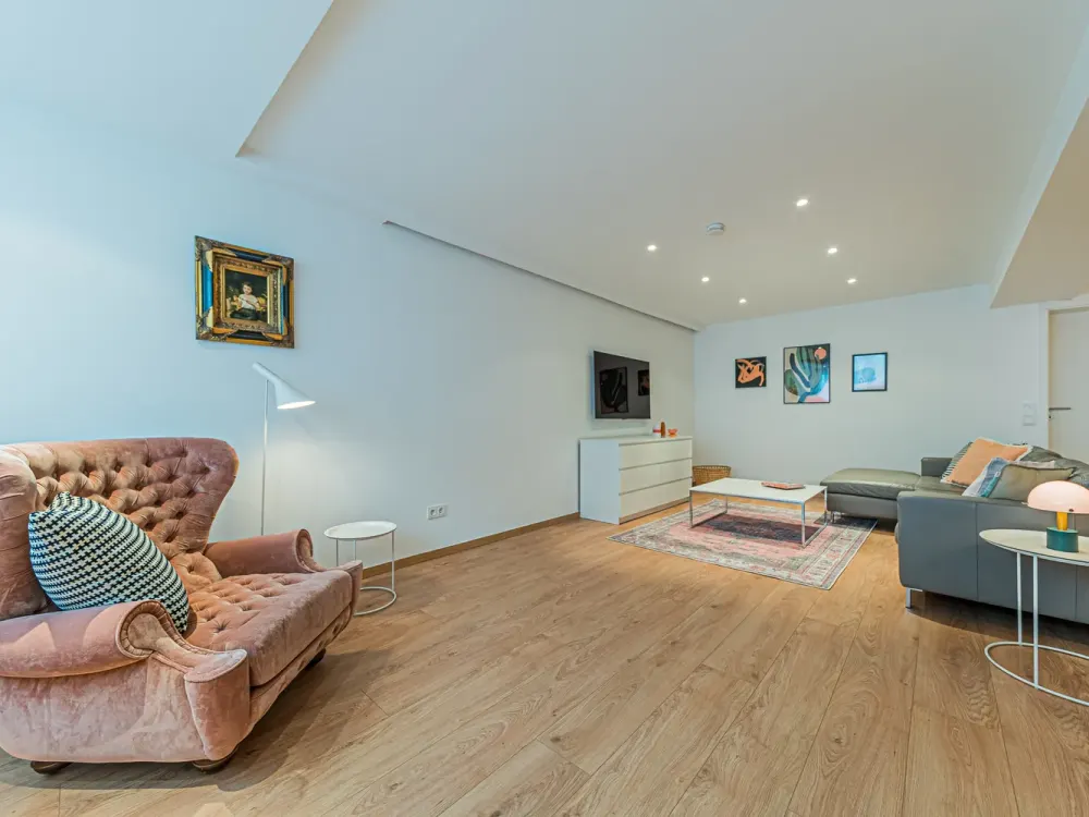 Furnished Apartment for Temporary Rent