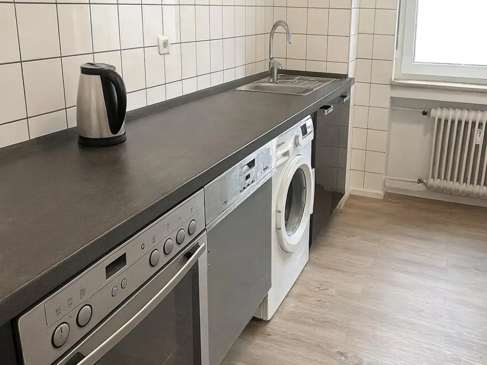 #Helle 2-Zimmer-Wohnung mit 2 Balkonen in St. Johann ab September