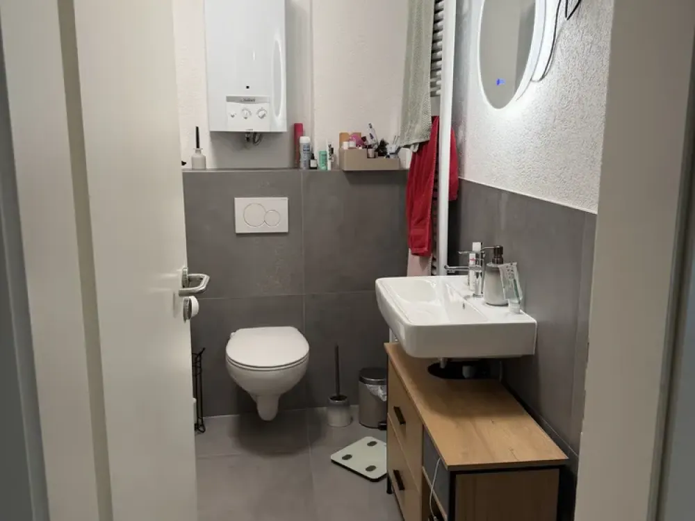 Schöne 2,5 Zimmerwohnung mit großer Terrasse