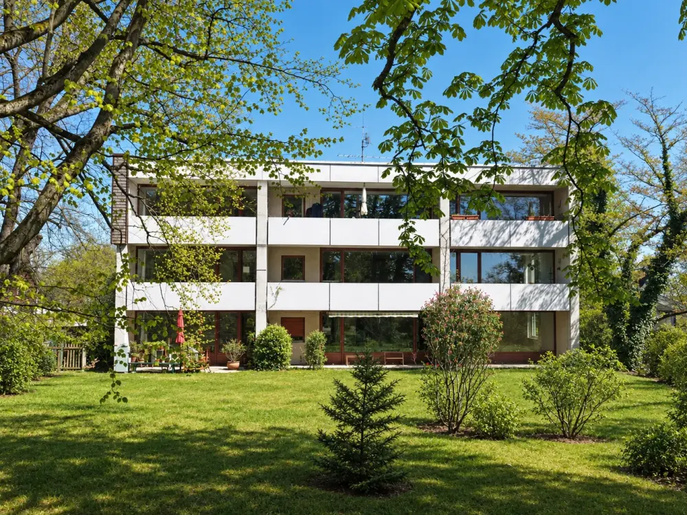 First occupancy after renovation: High-quality apartment with southwest balcony
