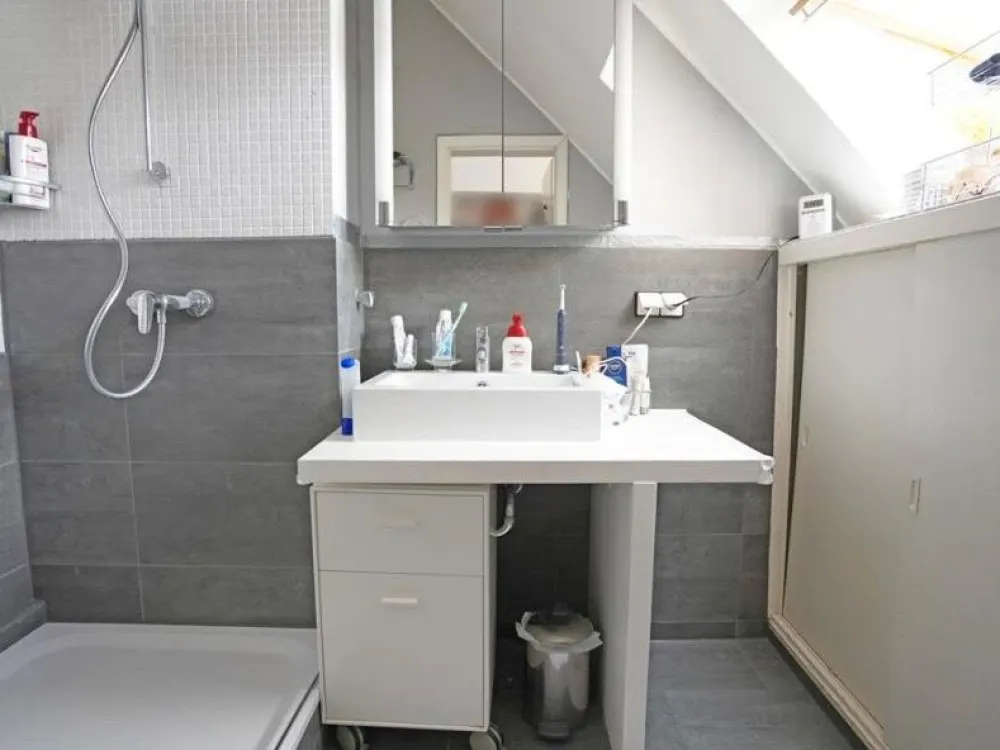 2-Zimmer-Einheit in der Badenstedter Straße, hell & möbliert