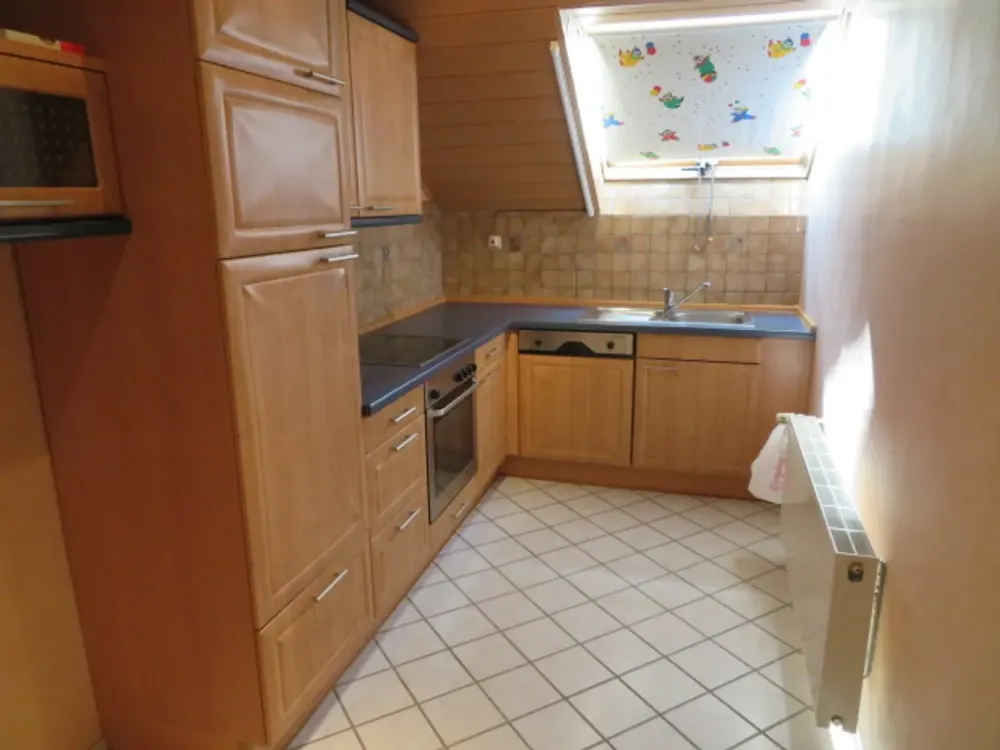 2 ZIMMER WOHNUNG STADT MITTE MIT BADEWANNE