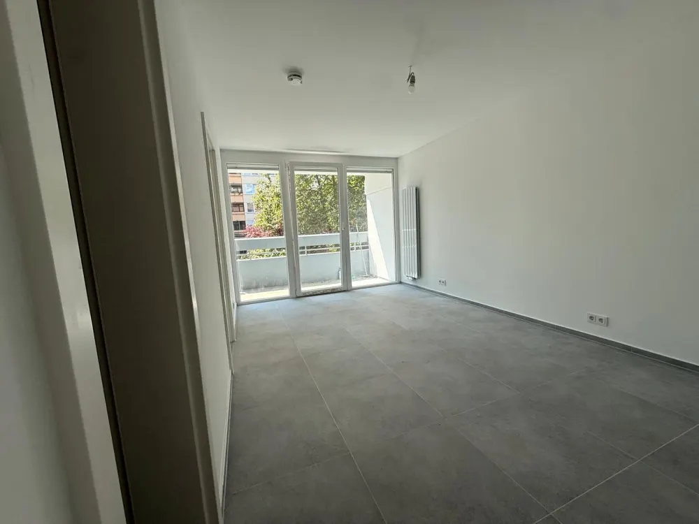 2 Zimmer Offenbach Stadtmitte (15 min nach Frankfurt)