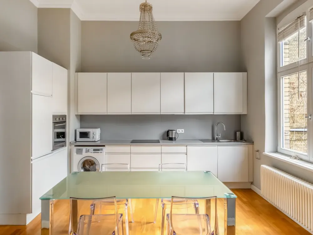 Repräsentative Altbauwohnung in pulsierendem Umfeld