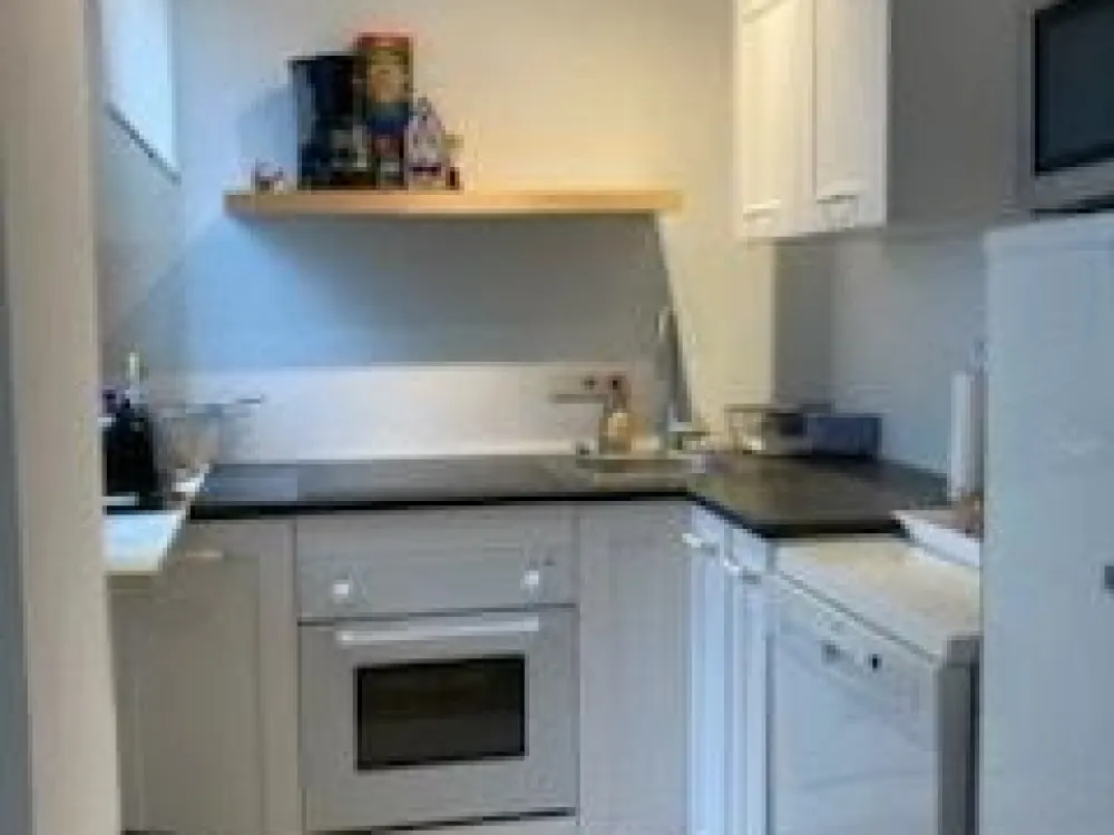 Zentrale 2 Zimmerwohnung (Poccistrasse)