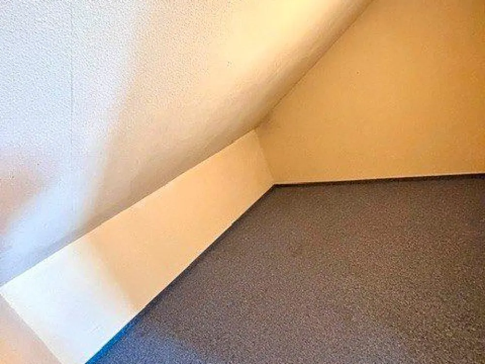Traumhaft sanierte 3-Zimmer-Wohnung Rethen (89 m²|EBK&Stellplatz)