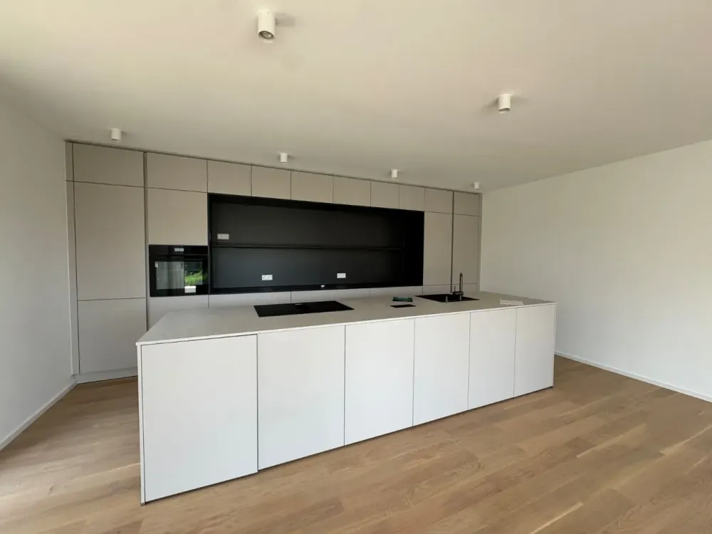 Helle 4-Zimmer-Wohnung mit Terrasse und exklusiver Gartennutzung
